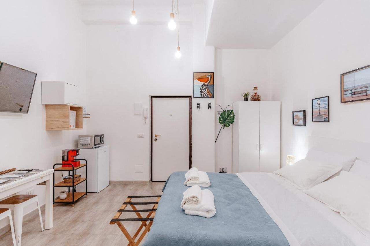 Casetta N.56 Smart & Mini Apartment Бари Экстерьер фото